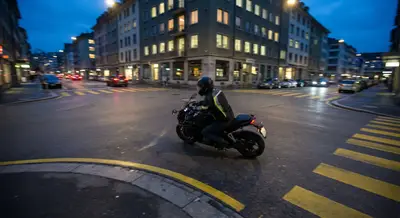 Turn-In Precision: Advanced Street Techniques For Everyday Riders