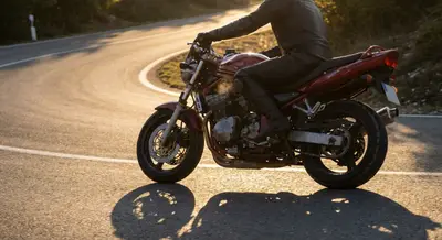 Decoding the Ride: How to Read a Motorcycle’s Soul on the Road