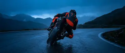 Dynamic Grip: Real-World Riding Tips for Maximum Tire Performance